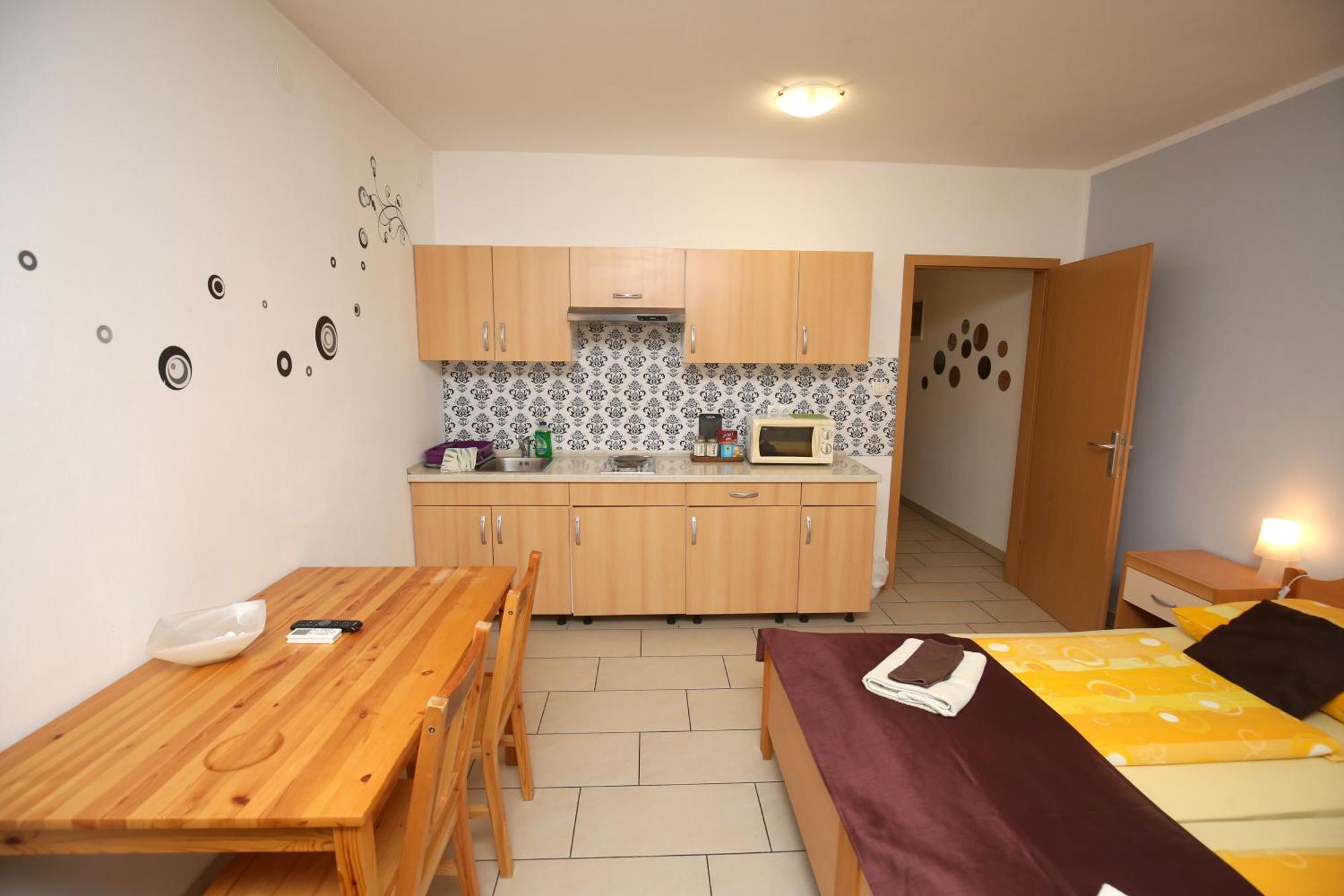 Apartments Furman - Self Check-In Rakek Esterno foto